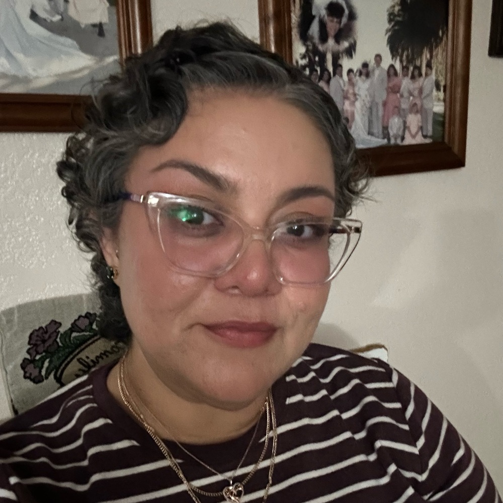 Meet your Posher, Karina